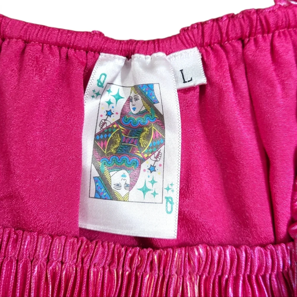 QUEEN OF SPARKLES Hot Pink Pleated Flutter Sleeve Crop Top Large - Picture 3 of 6